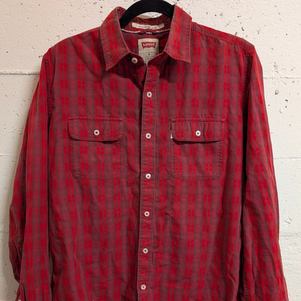 Levi's Classic Red/Gray Plaid Button-up Men's Shirt - Size Medium